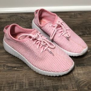 Pink Tennis Shoes